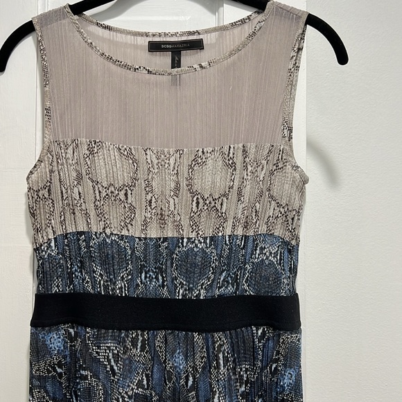 The Unique Dress From BCbG MAXAZRIA - Picture 2 of 5